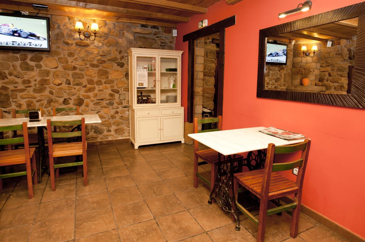 Posada Casa Rosalia Castro Urdiales Exterior photo